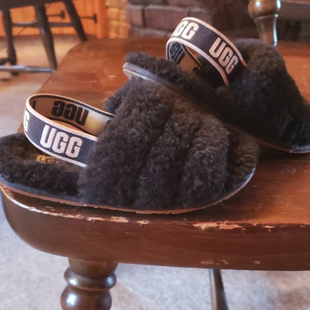 Toddler ugg sandals/slippers